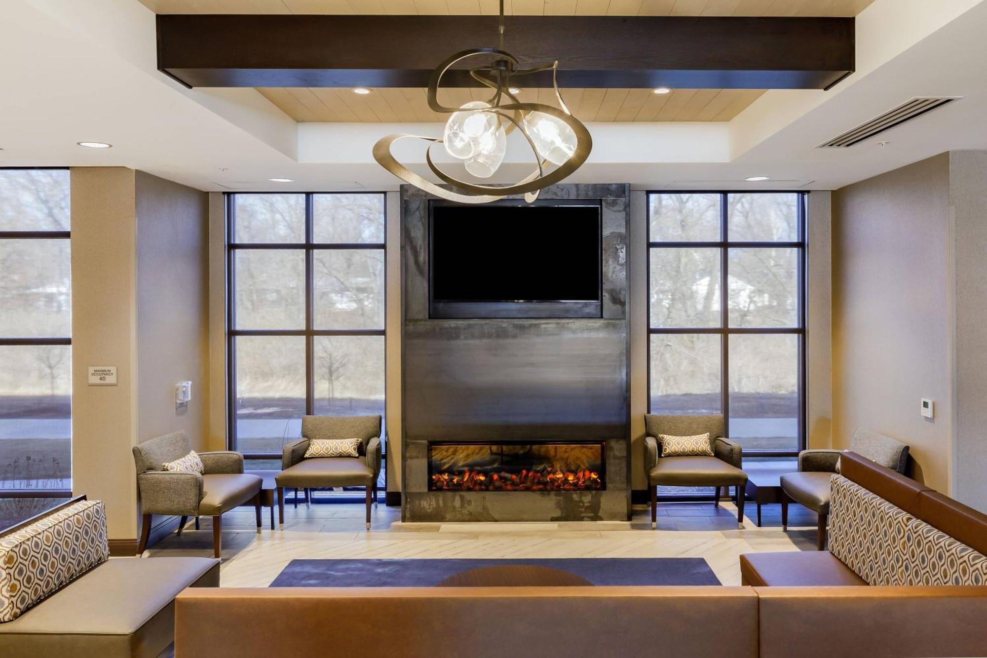 Springhill Suites By Marriott Topeka Southwest Экстерьер фото